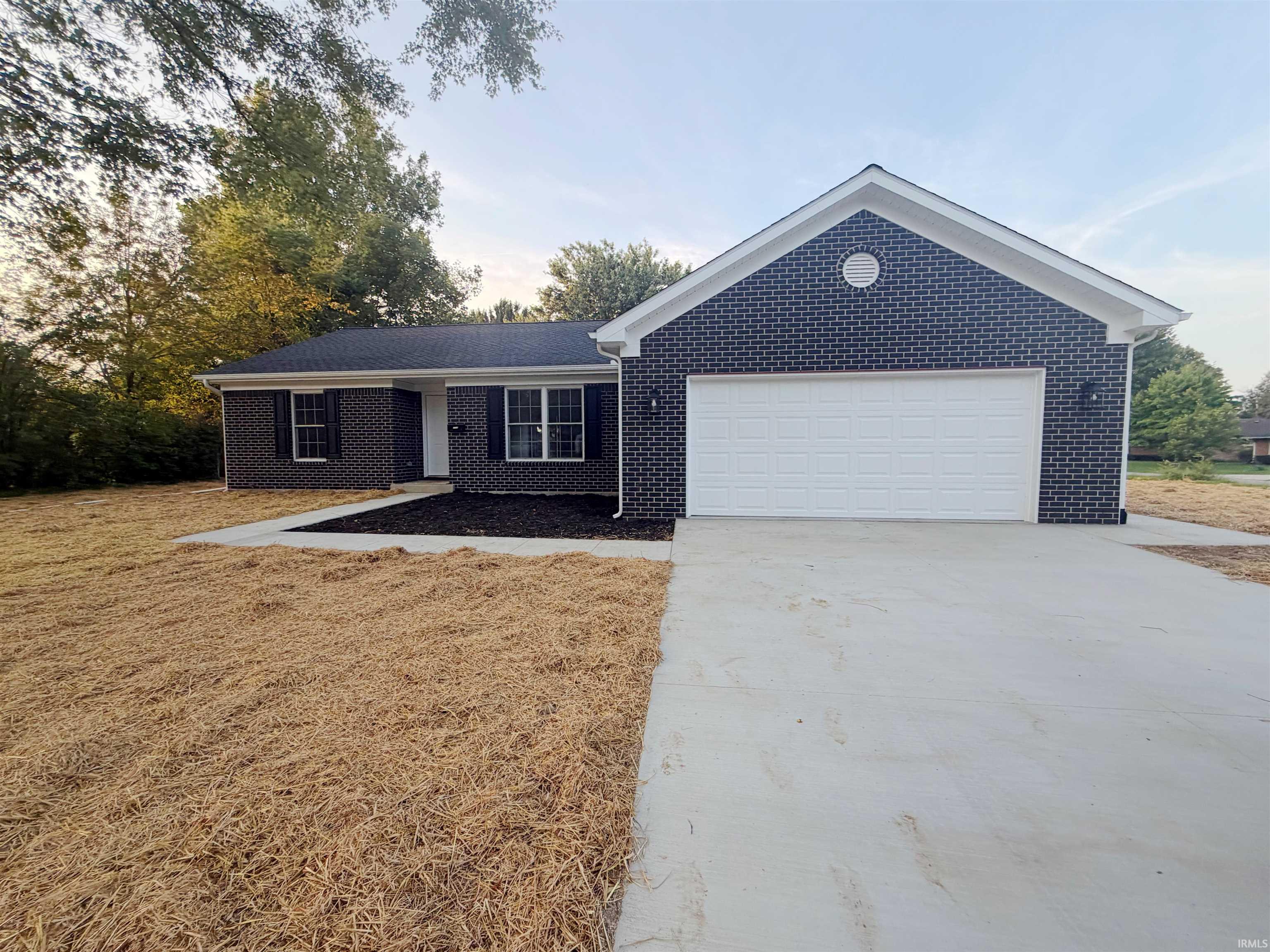 2719 W 11th Street Anderson IN 46011