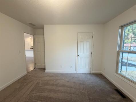 2719 W 11th Street Anderson IN 46011