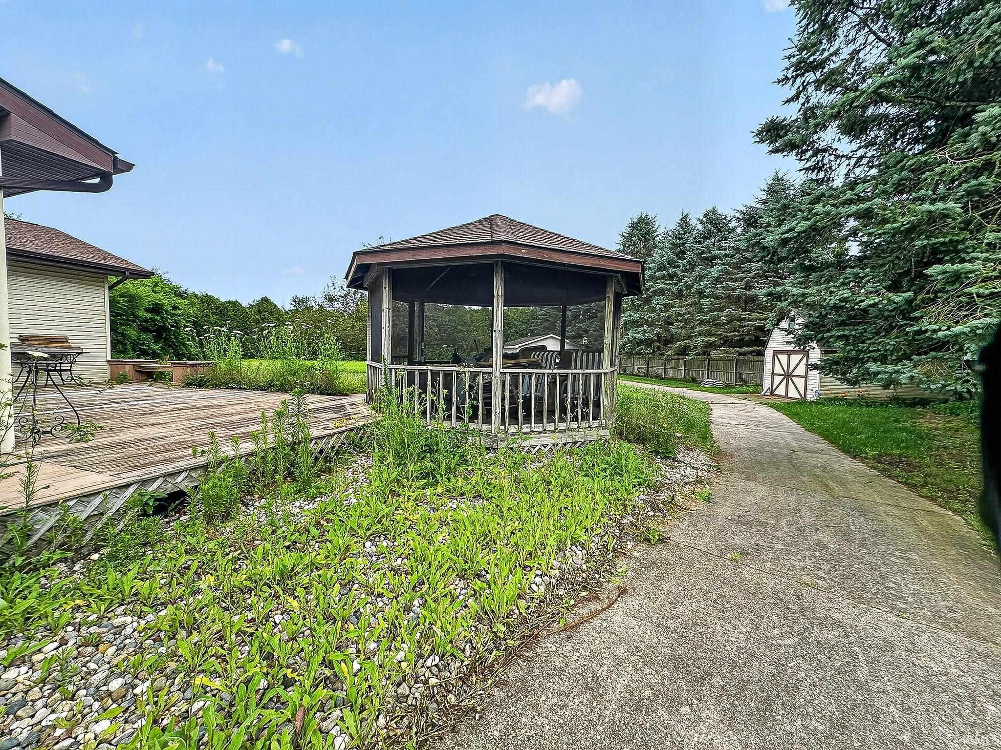 10140 Glen Lee Trail Granger IN 46530
