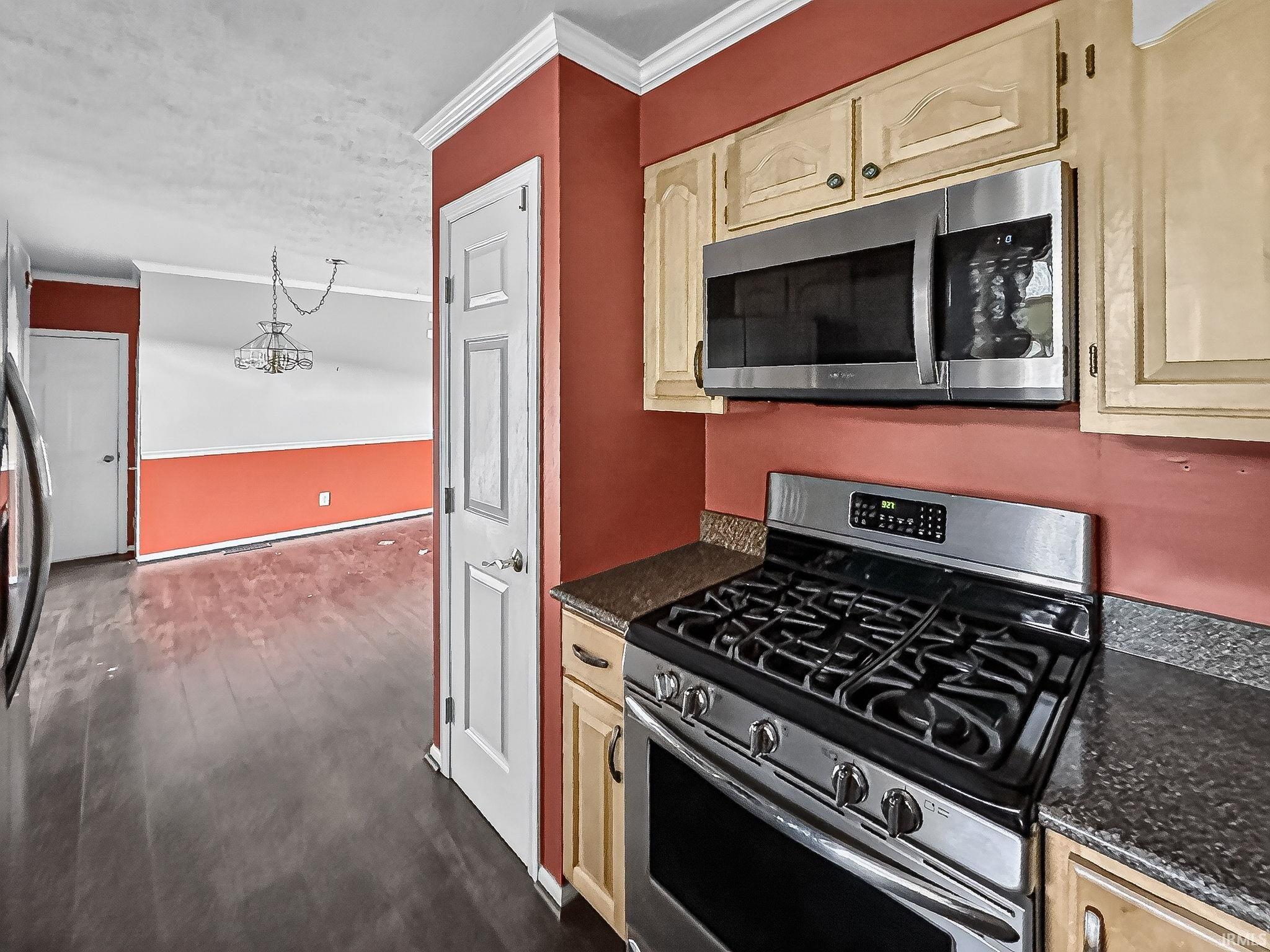 10140 Glen Lee Trail Granger IN 46530