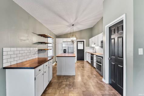 2616 Otsego Drive Fort Wayne IN 46825
