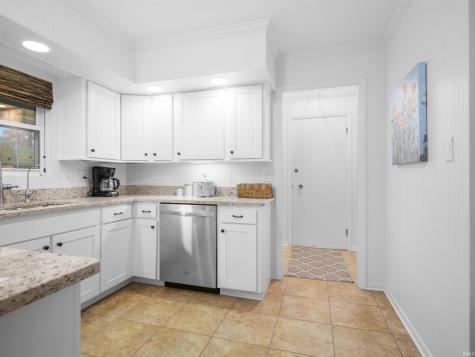 1158 E Northshore Drive Syracuse IN 46567