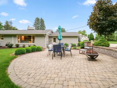 1158 E Northshore Drive Syracuse IN 46567