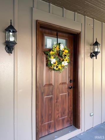207 Walnut Street Mount Summit IN 47361