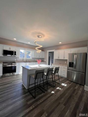 207 Walnut Street Mount Summit IN 47361