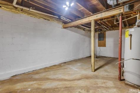 109 W Ritter Street Ellettsville IN 47429
