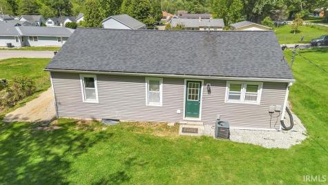 109 W Ritter Street Ellettsville IN 47429