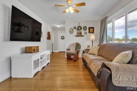 109 W Ritter Street Ellettsville IN 47429