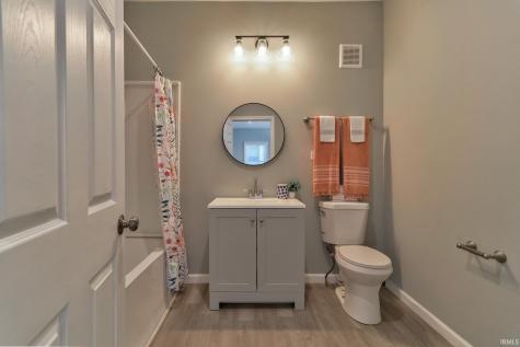 809 E Columbia Street Evansville IN 47711