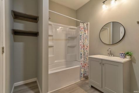 809 E Columbia Street Evansville IN 47711
