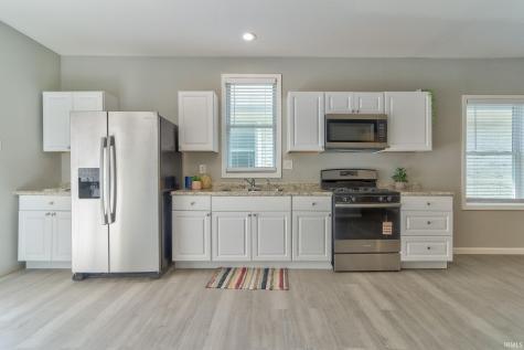 809 E Columbia Street Evansville IN 47711