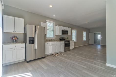 809 E Columbia Street Evansville IN 47711