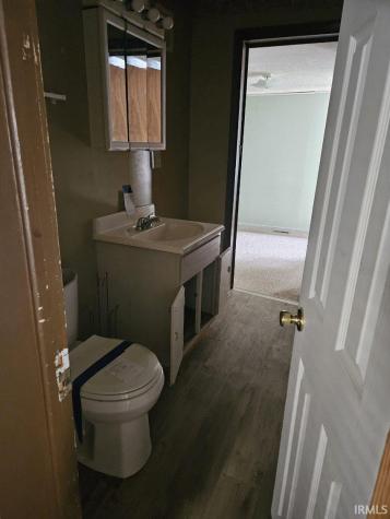 319 W Vine Street Mitchell IN 47446