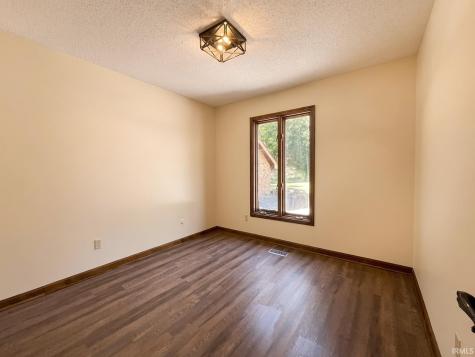 5834 Bayer Drive Evansville IN 47712
