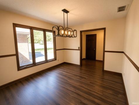 5834 Bayer Drive Evansville IN 47712