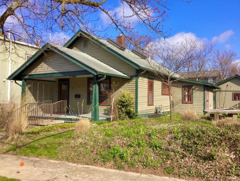 103 E 15th Street Bloomington IN 47408