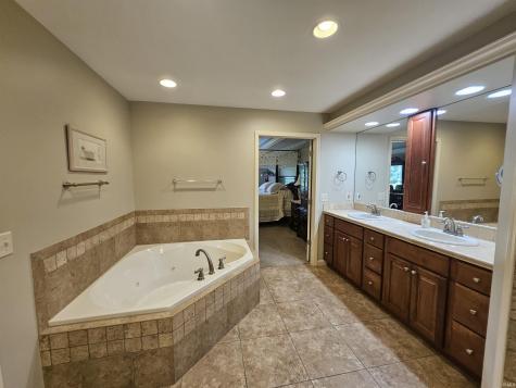 10334 Bernadette Drive Evansville IN 47725