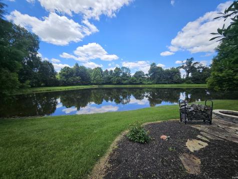 10334 Bernadette Drive Evansville IN 47725