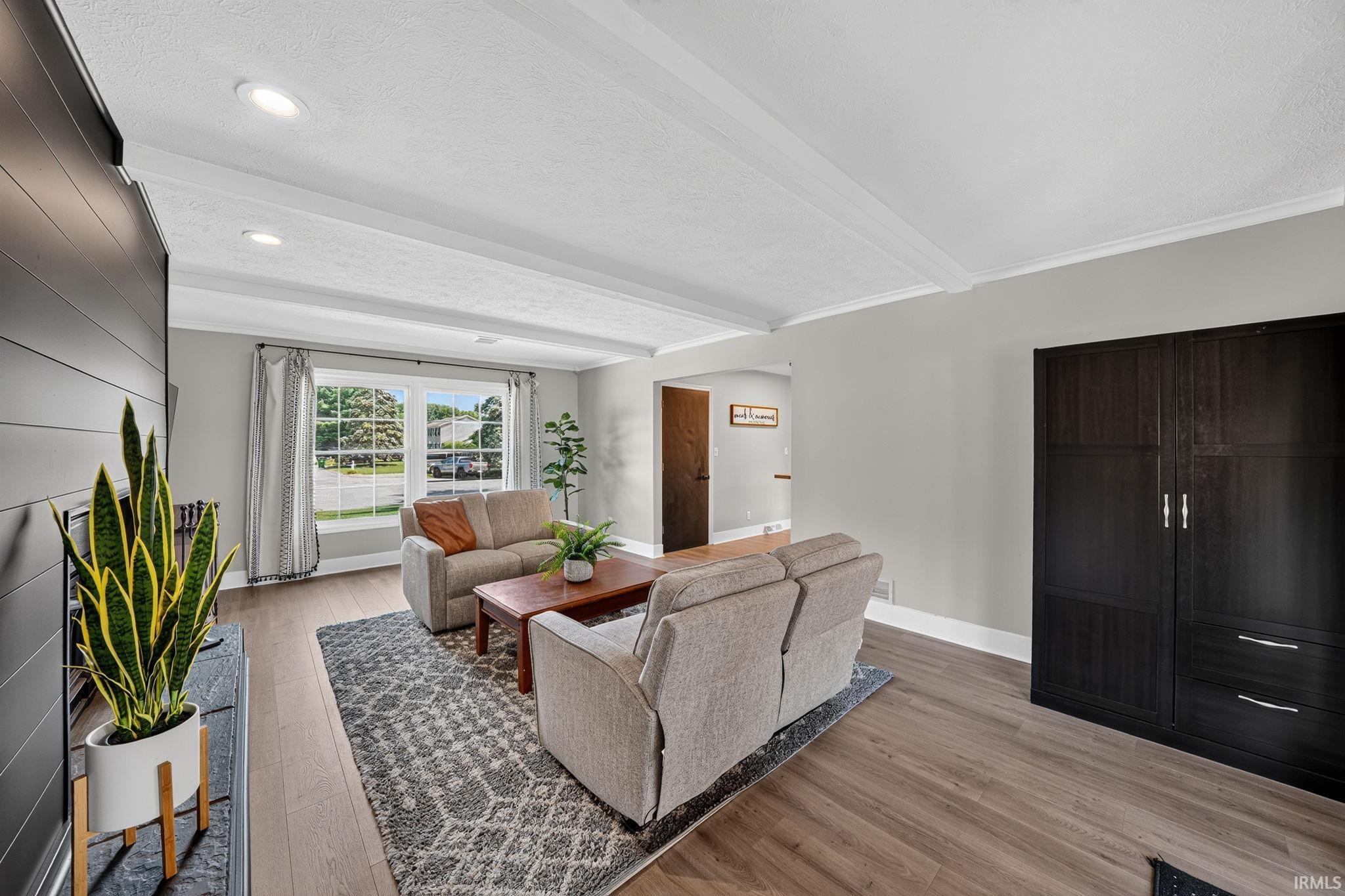 12015 Peacock Circle Granger IN 46530