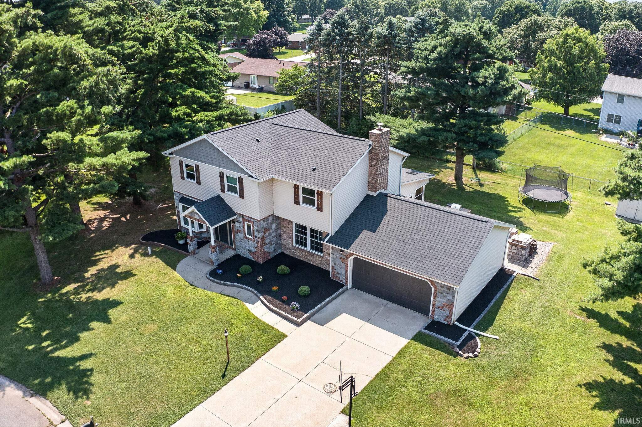 12015 Peacock Circle Granger IN 46530