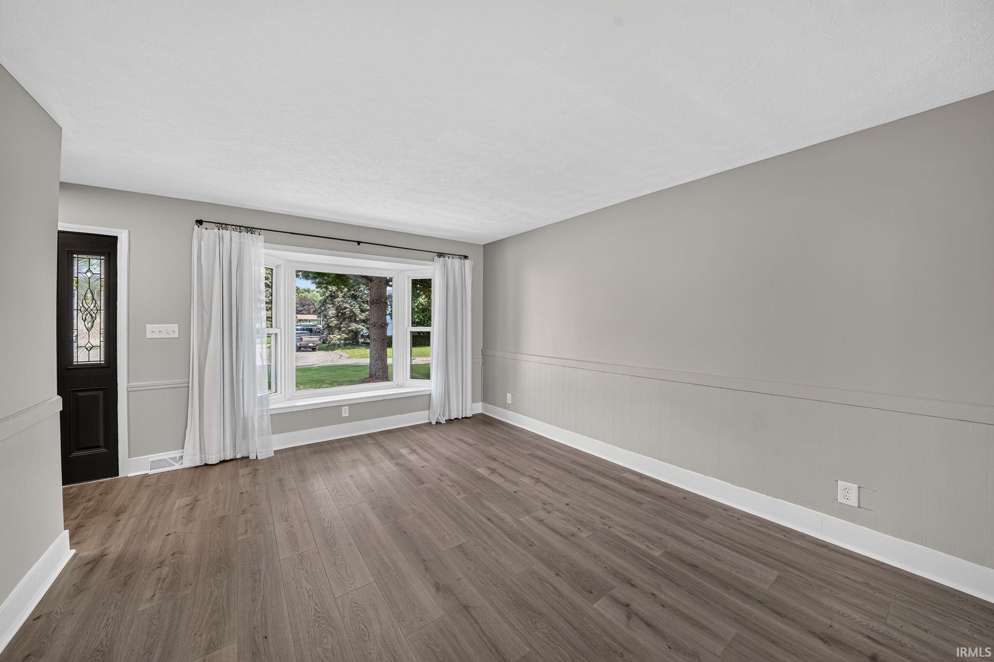 12015 Peacock Circle Granger IN 46530