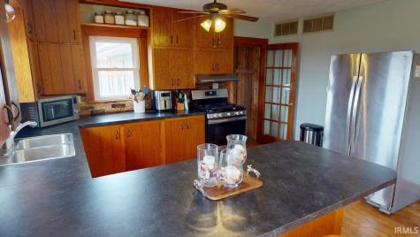 4386 E Luse Road Monticello IN 47960