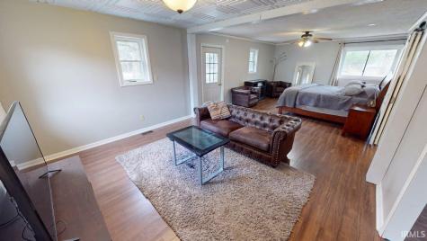 4386 E Luse Road Monticello IN 47960