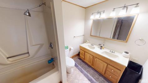 4386 E Luse Road Monticello IN 47960