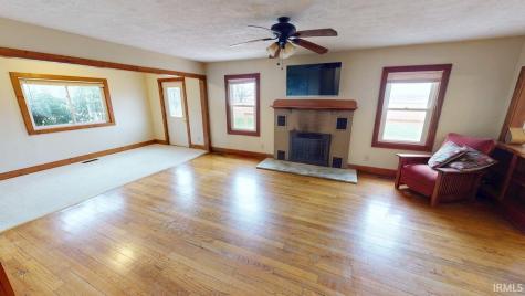 4386 E Luse Road Monticello IN 47960