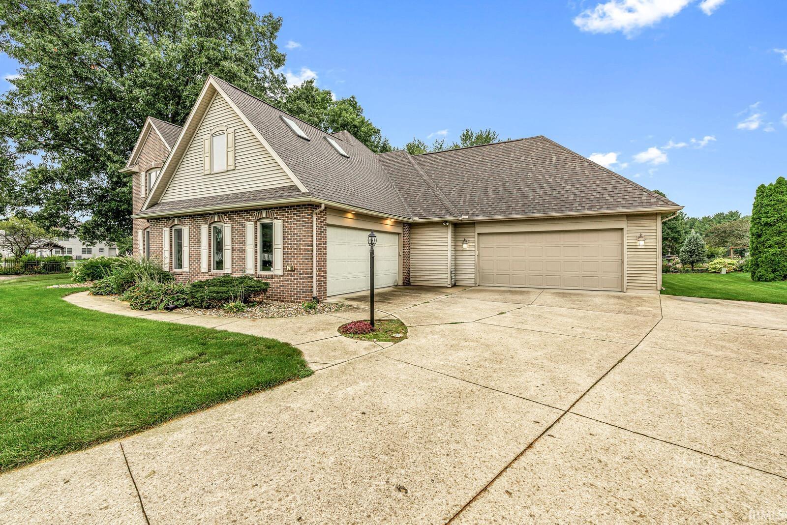57119 Bluff Crest Drive Elkhart IN 46516
