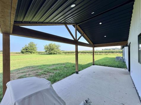 2428 S State Road 67 Lyons IN 47443