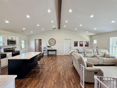 2428 S State Road 67 Lyons IN 47443