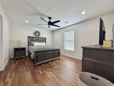 2428 S State Road 67 Lyons IN 47443
