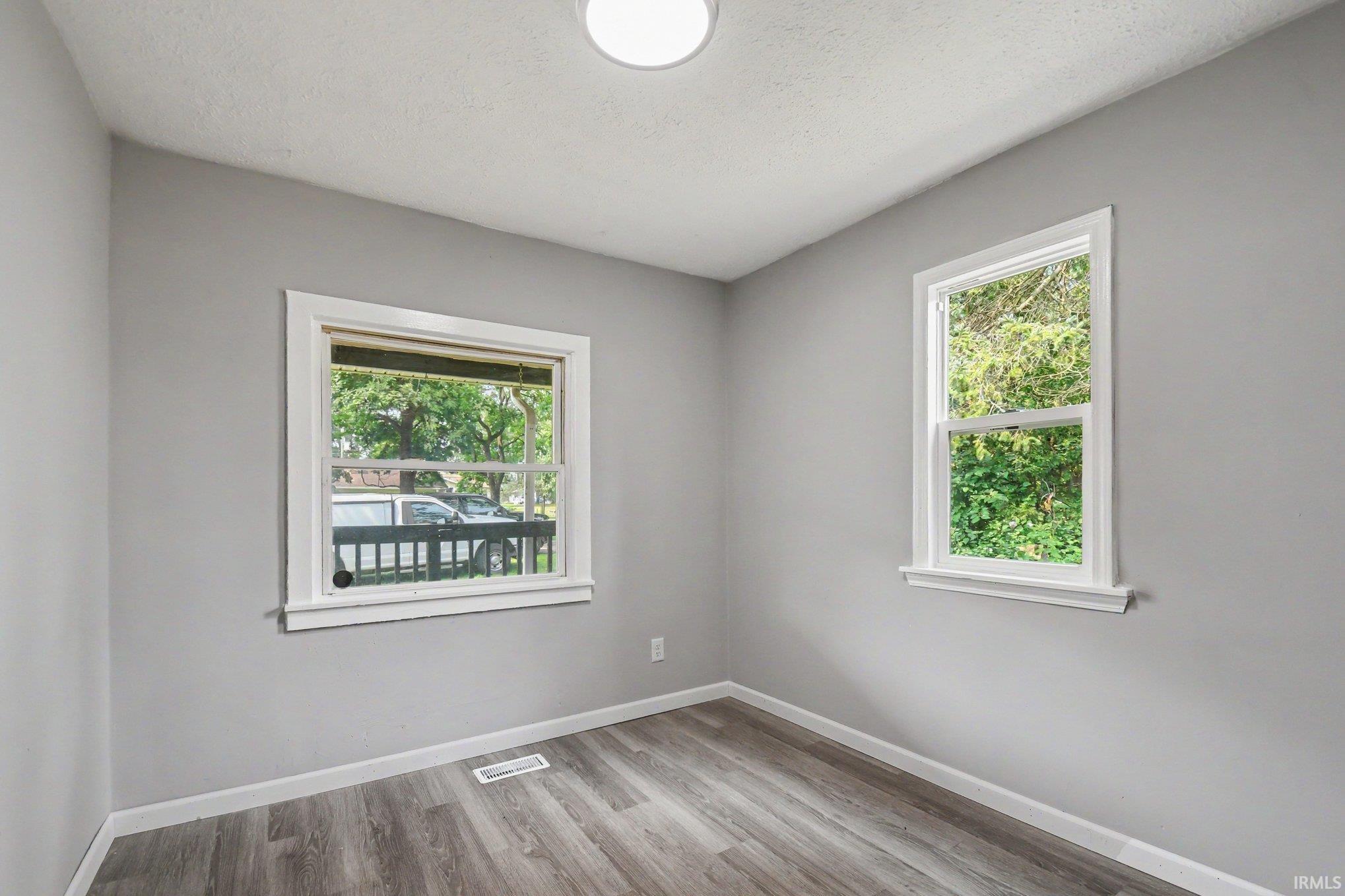 52854 Francis Street South Bend IN 46637