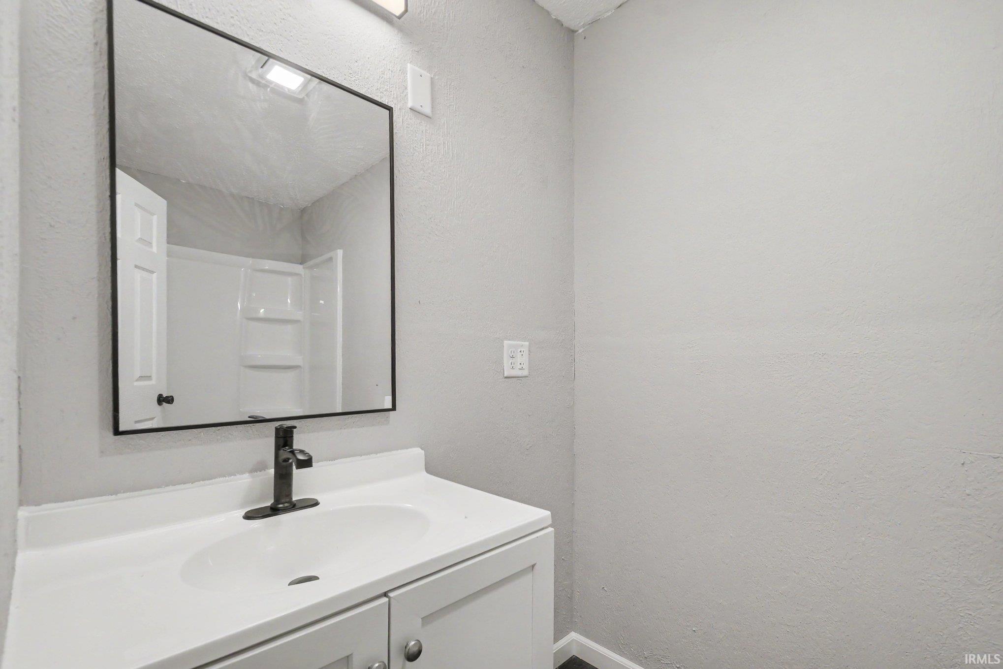 52854 Francis Street South Bend IN 46637