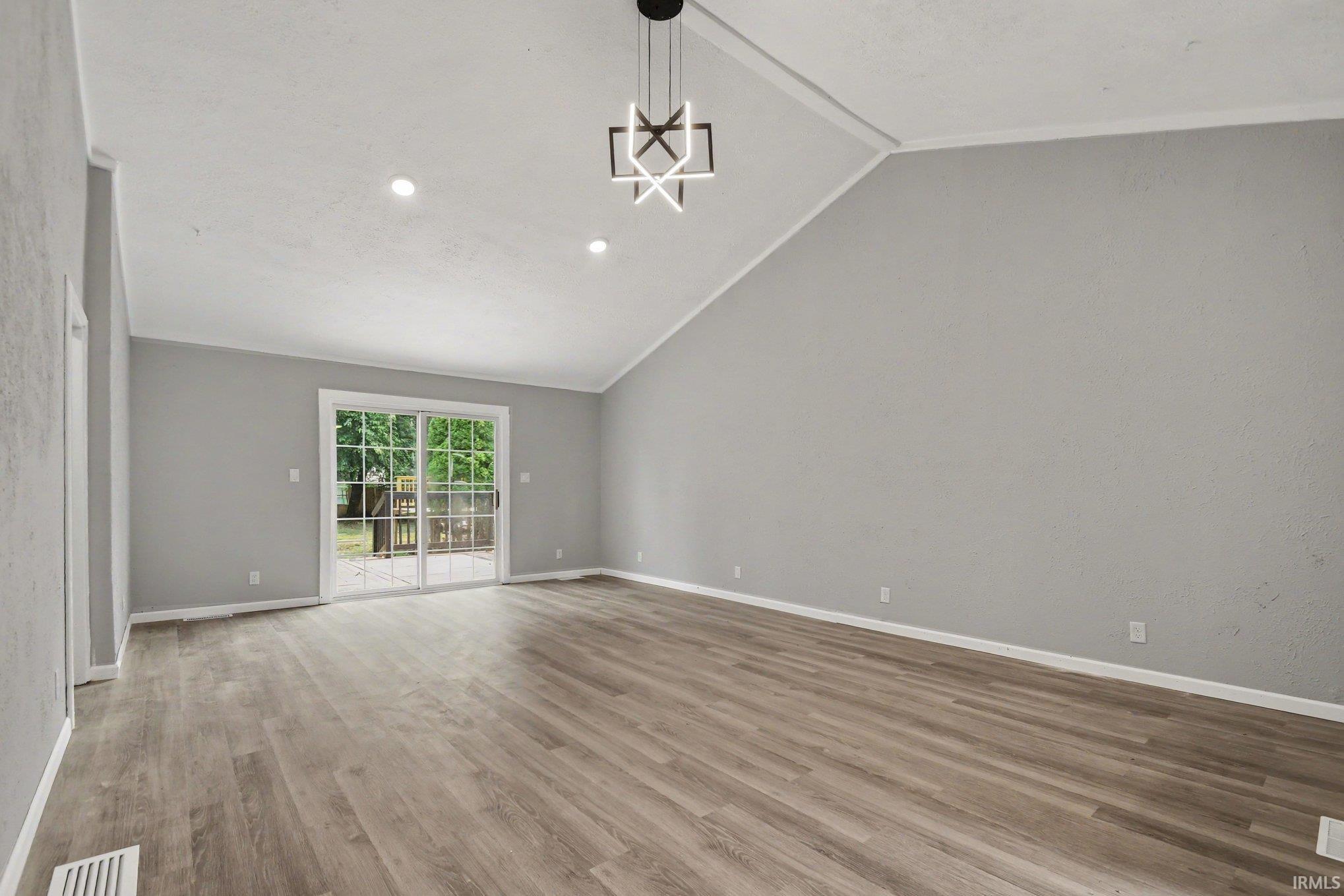 52854 Francis Street South Bend IN 46637