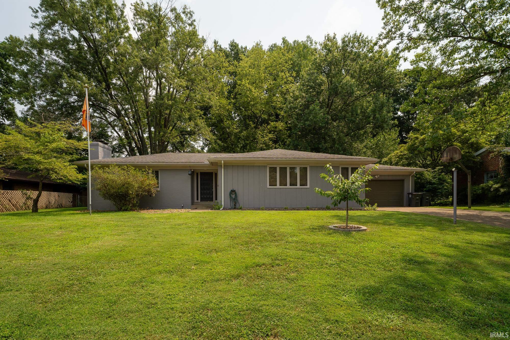 Evansville IN, 200 Royal Avenue