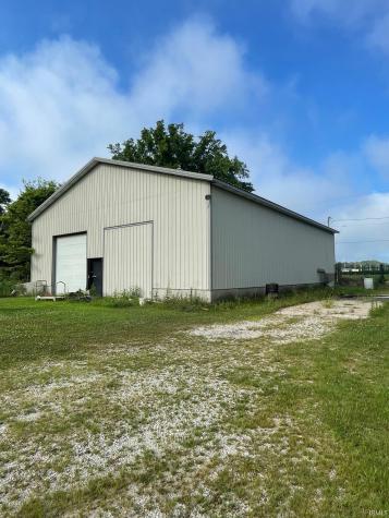 7372 & 7392 N Pine Bluff Road Bicknell IN 47512