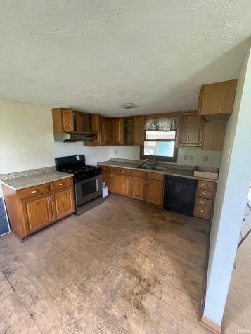 7372 & 7392 N Pine Bluff Road Bicknell IN 47512