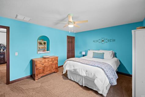 1544 Vintners Way Fort Wayne IN 46845