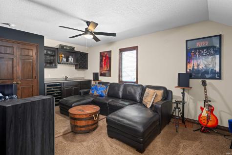 1544 Vintners Way Fort Wayne IN 46845