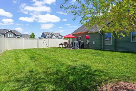 1544 Vintners Way Fort Wayne IN 46845