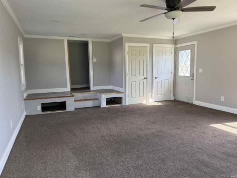 8746 W Us Highway 40 Highway Knightstown IN 46148