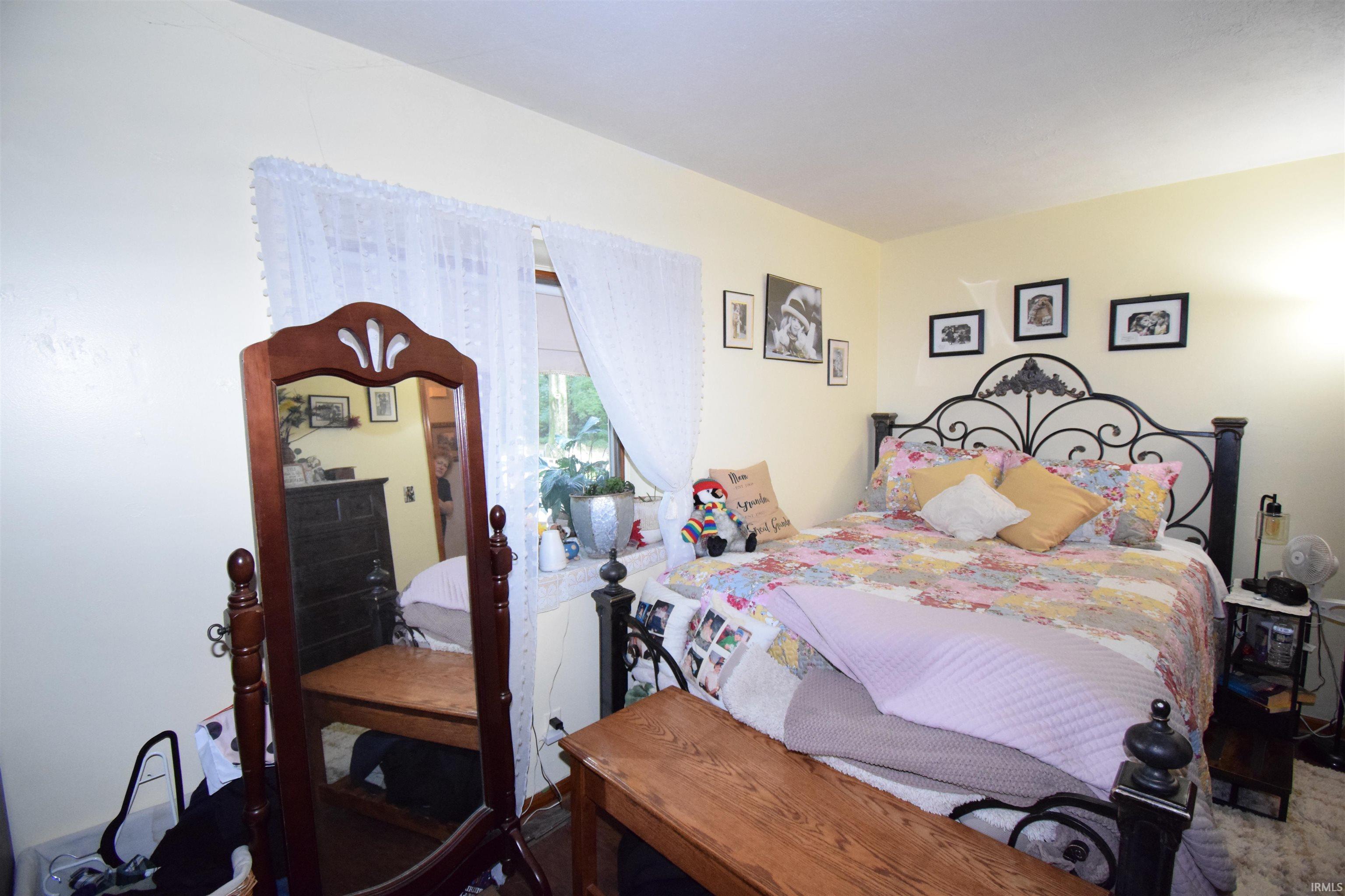10639 E Iroquois Road Walkerton IN 46574
