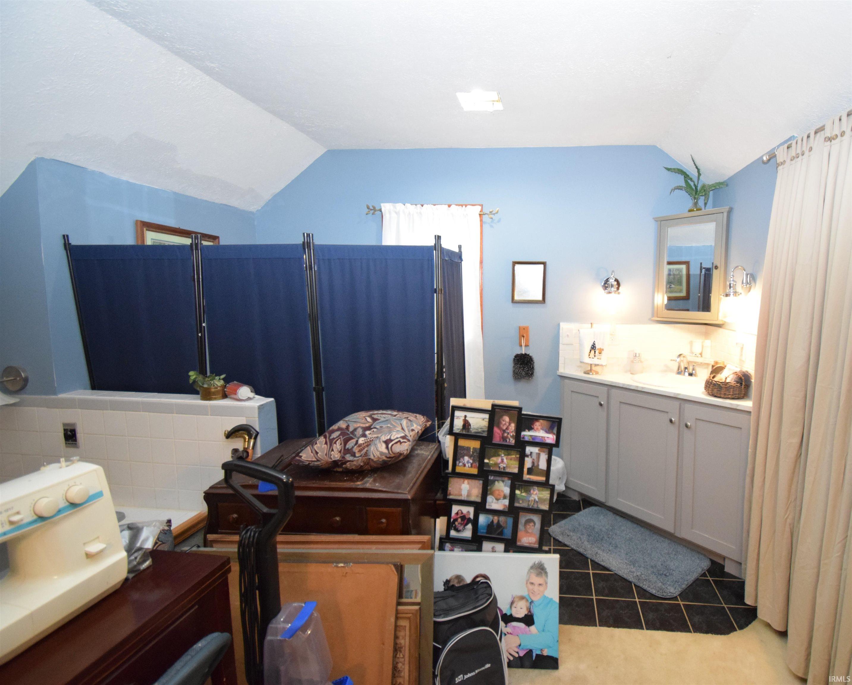 10639 E Iroquois Road Walkerton IN 46574