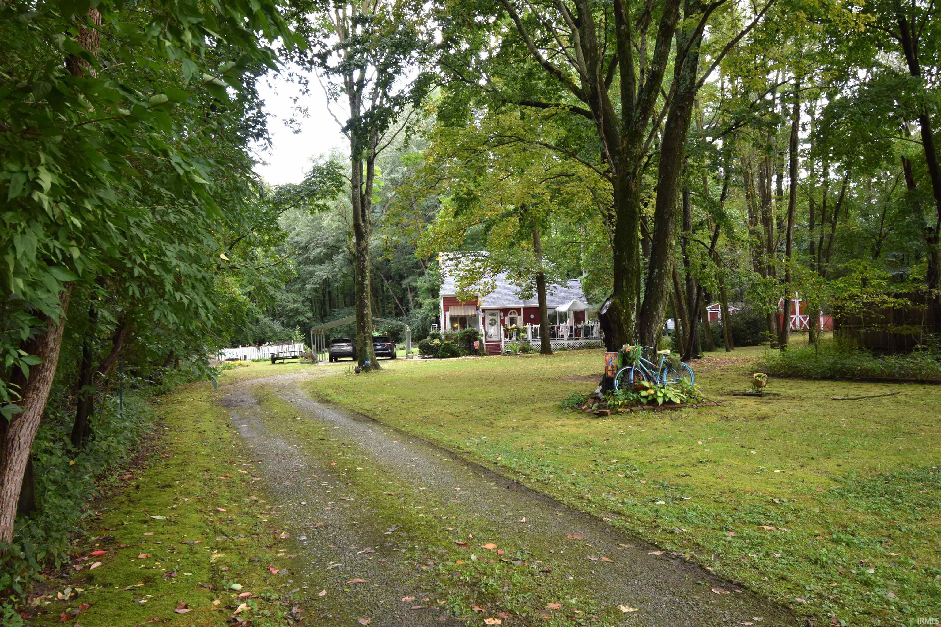 10639 E Iroquois Road Walkerton IN 46574