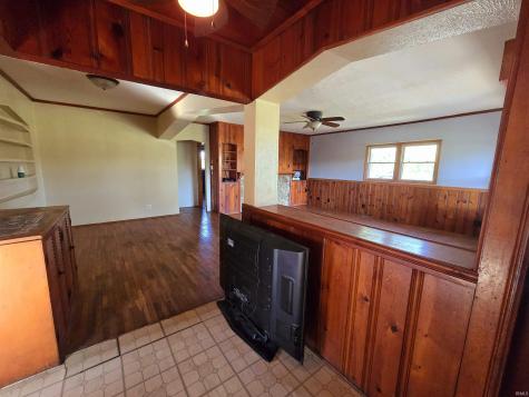 102 N East Street Hartford City IN 47348