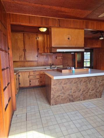102 N East Street Hartford City IN 47348