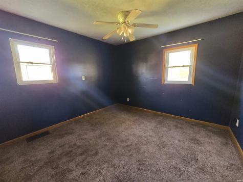 102 N East Street Hartford City IN 47348