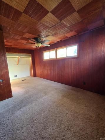 102 N East Street Hartford City IN 47348